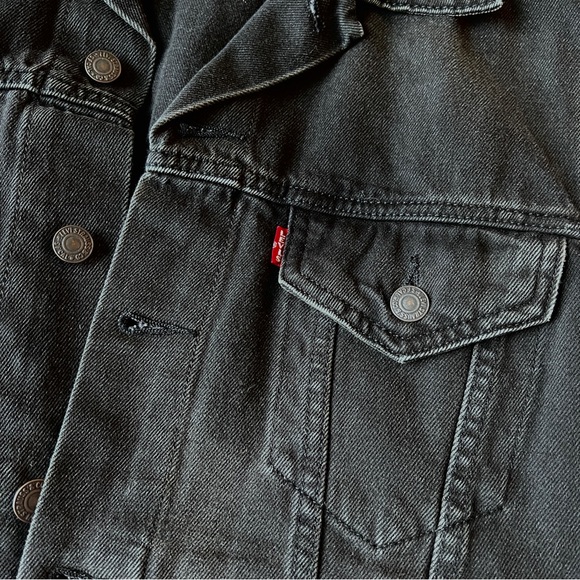 Levi’s VINTAGE RELAXED FIT TRUCKER JACKET - Picture 6 of 6